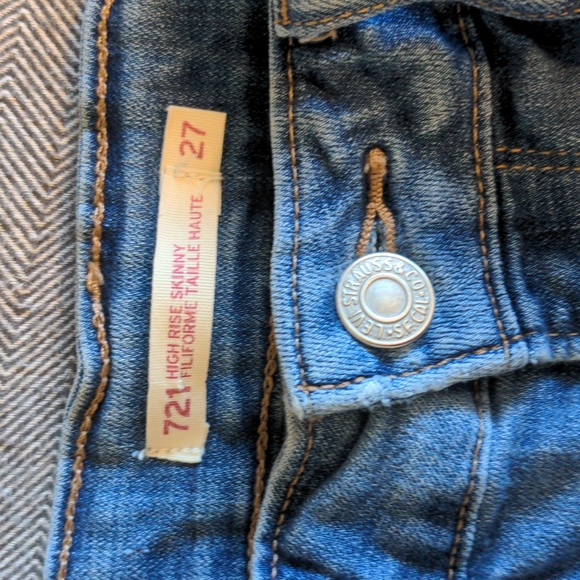 Levi high rise skinny jeans - Picture 5 of 5